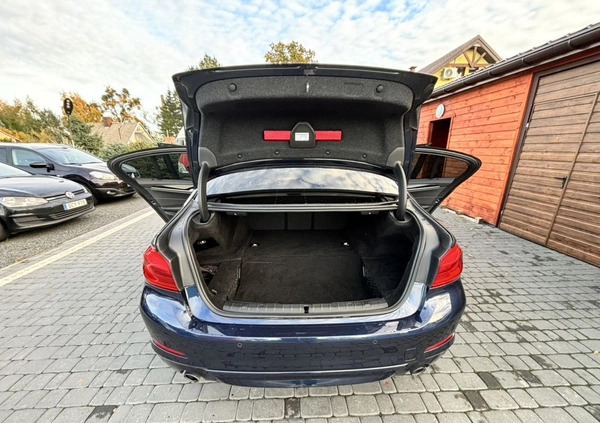 BMW Seria 5 cena 129150 przebieg: 122000, rok produkcji 2018 z Kisielice małe 742